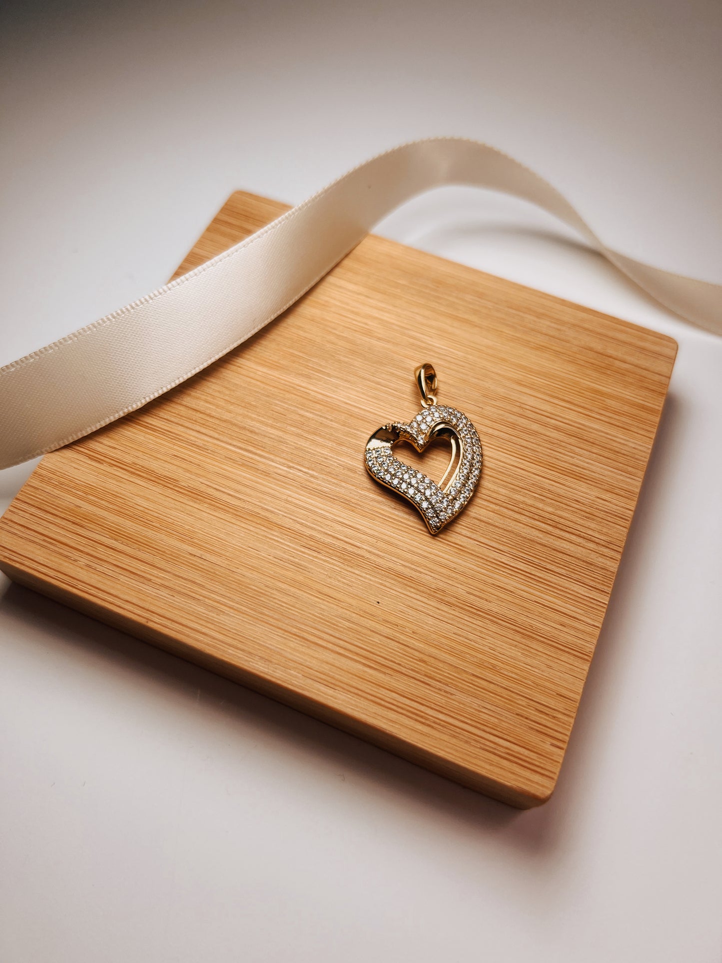 Val Heart Pendant